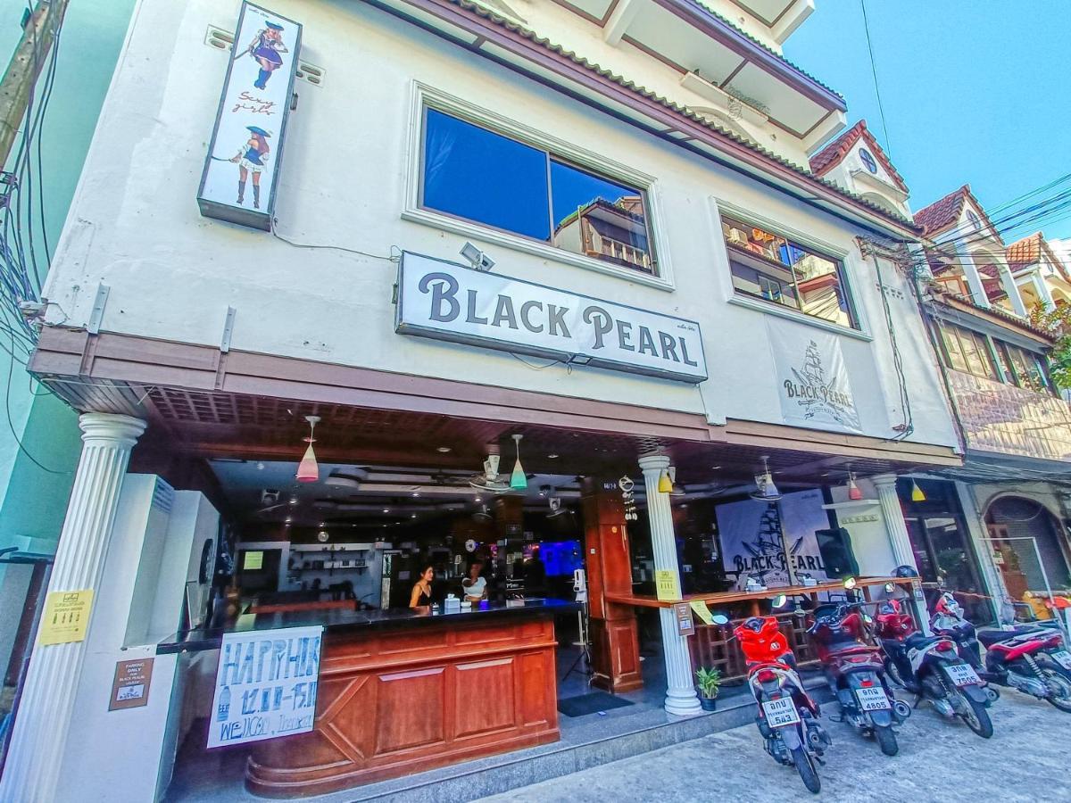 Black Pearl Patong Beachfront Екстер'єр фото