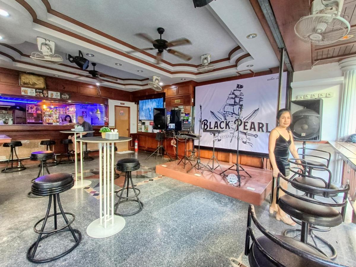 Black Pearl Patong Beachfront Екстер'єр фото