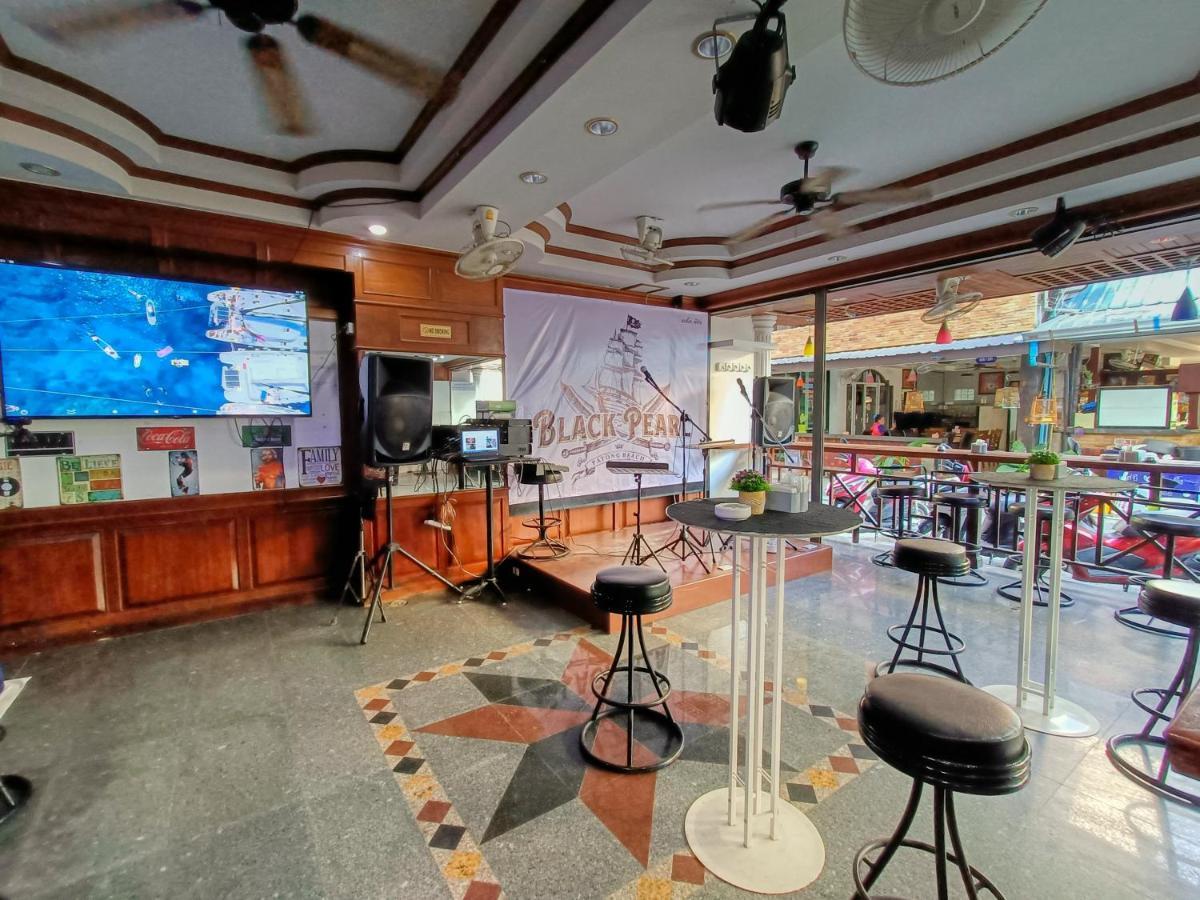 Black Pearl Patong Beachfront Екстер'єр фото