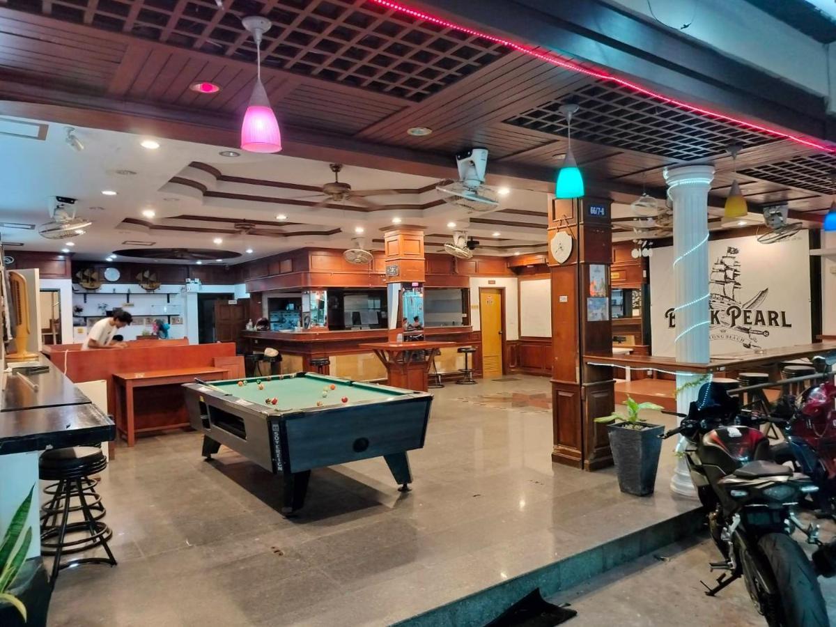 Black Pearl Patong Beachfront Екстер'єр фото